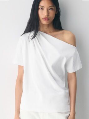 Babaton Script Top